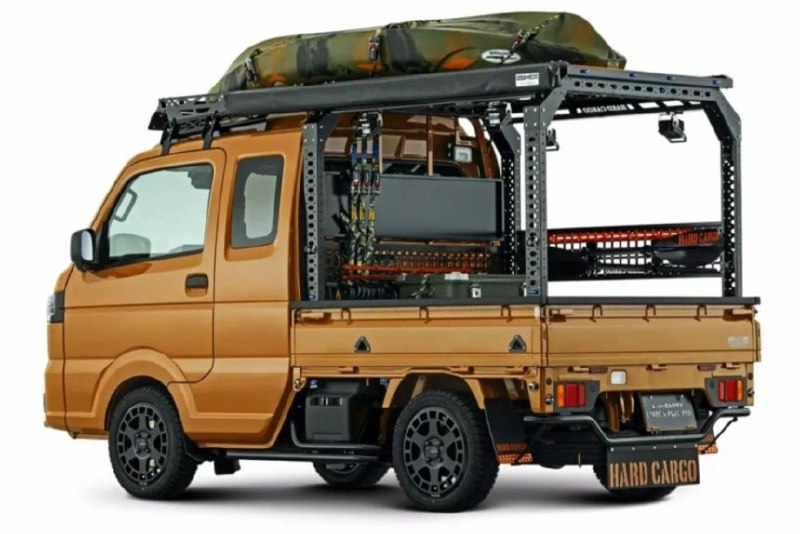 Suzuki показала премьеры для январского автосалона в Токио 3