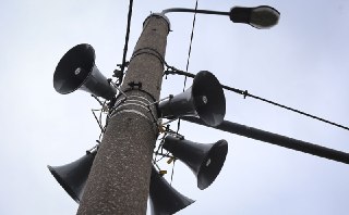 ❗️ Оповещение о наивысшей — ракетной — опасности получили утром во вторник жители Московской области и еще 13 регионов «Оставайтесь дома и не подходите к окнам или пройдите в укрытие. Если Вы находитесь на улице или в автотранспорте, укройтесь в здании, по