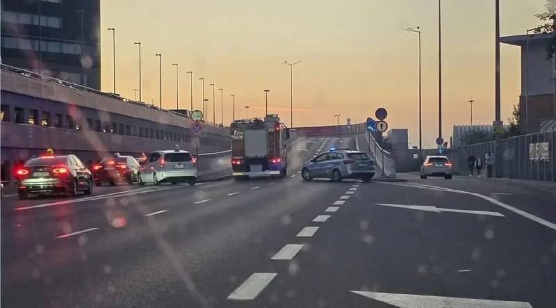 חלק משדה התעופה של ורשה פונה עקב בעיות אבטחה