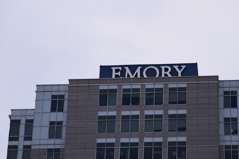 Hospital tells family brain-dead Georgia woman must carry fetus to birth because of abortion ban