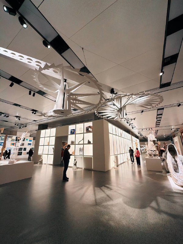 ЗИЛАРТ. Про среду, а не про объект Мне всегда нравились проекты, где думают не отдельным зданием, а сразу жизнью. Когда это не просто ЖК ВкусВилл, ... - изображение 7 - это, просто, зиларт