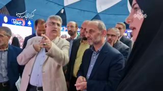 🎦 נוכחות ראש התקשורת הארצית בדוכן של הסגן הפוליטי של תערוכת הטרנספורמציה