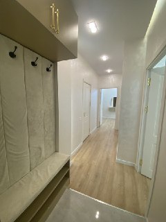 Продаеться 2 ком квартира.Новая все мебельи оборудование новые