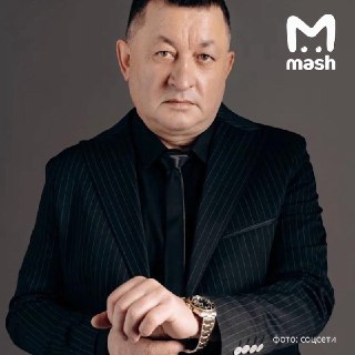 Отец задержанного мэра Уфы — один из самых влиятельных бизнесменов Нефтекамска. Его активы оцениваются в 4 миллиарда рублей.По данным Mash, 64-летний Рафил Мавлиев владеет автомойками и гостиницами по всему городу. Также построил комплекс "Урал" с бизнес-ц