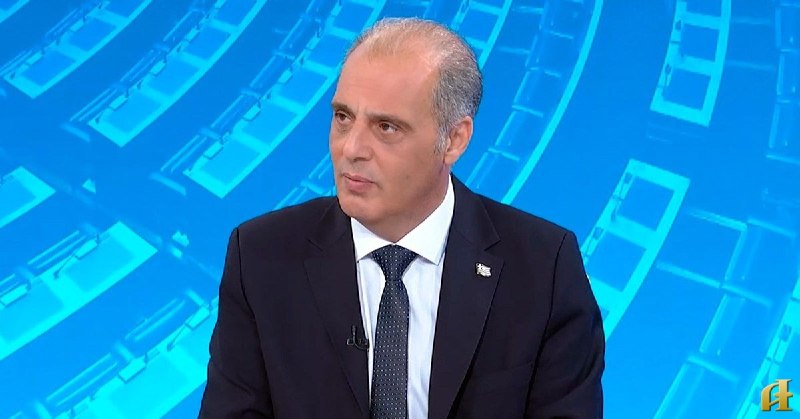 ארה"ב קונה דלק רוסי, והיוונים משלמים יותר מדי": ולופולוס קרא לאתונה להפעיל וטו מנהיג הפתרון היווני דרש לבדו…