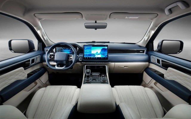 Китайские пикапы в стиле Ford F-150 и RAM 1500 поступили в продажу в России 3