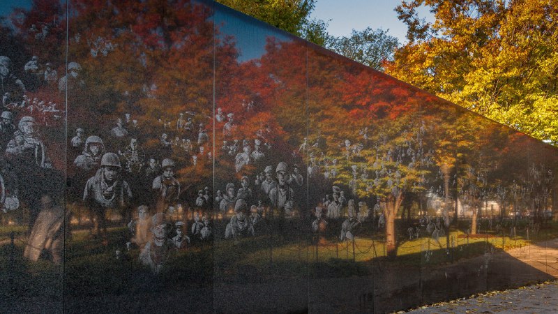 Heroes among usMural Wall, Korean War Veterans Memorial, Washington, DC (© Steve Tulley/Alamy)