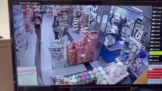 🏴󠁧󠁢󠁳󠁣󠁴󠁿 Top quality content from #Scotland. Dundee boys are fighting Perth boys. A golf club is a naughty weapon. Round of golf, anyone?Follow us -> LiveLeak