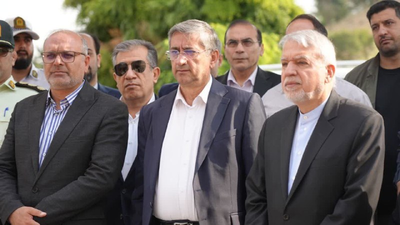 بلوطستان | baloutestan: .تمجید نماینده دورود و ازنا از شاهرخی ؛مهندس شاهرخی از برترین استانداران دولت است نماینده مردم دورود و ازنا در نشست کارش