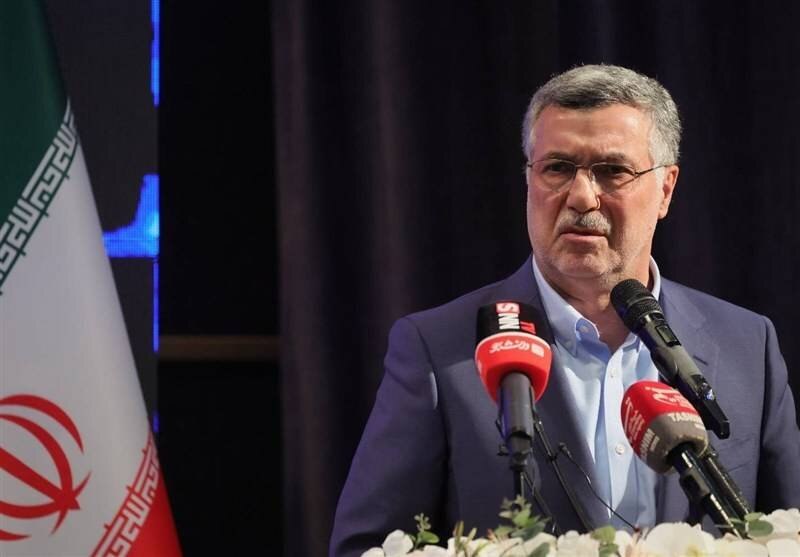 نسیم‌ آنلاین: ظفرقندی: ادعای معاف بودن دارو از تحریم‌ها واقعیت ندارد🔹وزیر بهداشت با انتقاد از تحریم‌های اعمال‌شده علیه ایران گفت ادعای