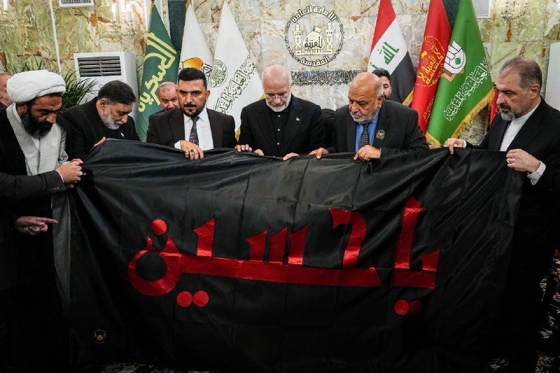 خبرگزاری ایرنا: 📸حضور محمدباقر قالیباف رئیس مجلس شورای اسلامی در عتبه حسینی(علیه‌السلام) - کربلای معلی@IRNA_1313