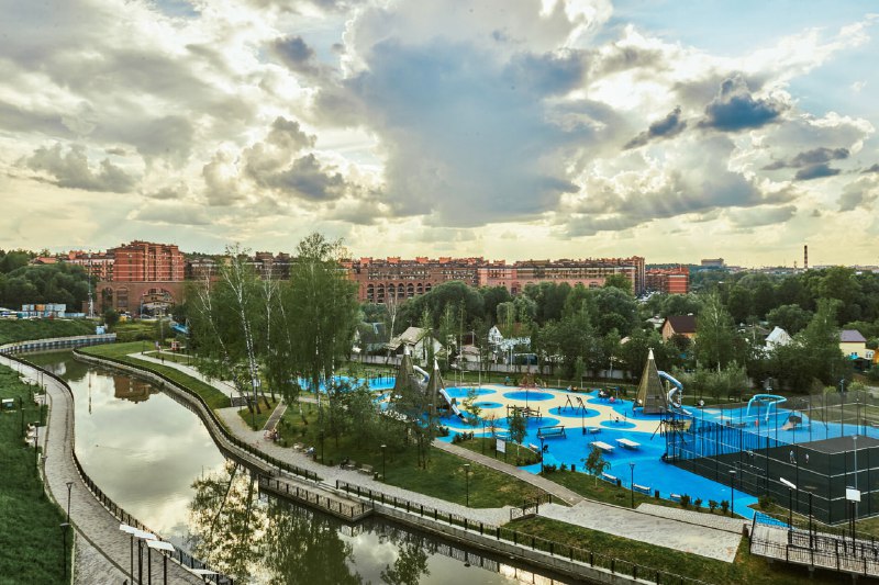 Комфорт начинается не с квадратных метров, а атмосферы когда за воротами не шум трассы, а тишина леса. Дети спокойно бегают во дворе, а вечерняя пр... - изображение 4 - комфорт, больше, где