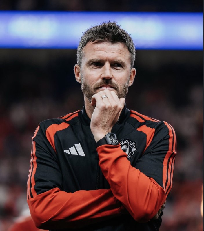 منچستریونایتد | Manchester United: 👤Laurie Whitwell🚨از اون طرف، آموریم با پانزدهم شدن بودجه‌ی بیشتری گیرش اومد تا کریکی که با سوم کردن تیم، درآمدِ لیگ قهرم