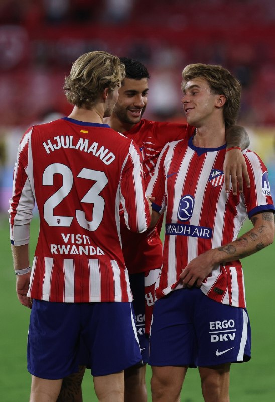 ᴀᴛʟᴇᴛɪ ғᴀʀsɪ | اتلتی فارسی: سلام☆ @AtletiFarsi ☆