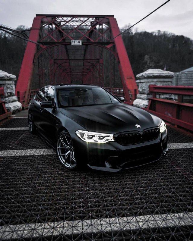 BMW M5 F90