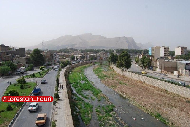 لرستان فوری: آغاز لایروبی رودخانه‌های لرستان🔹مدیرعامل شرکت آب منطقه‌ای لرستان از آغاز لایروبی رودخانه‌های این استان خبر داد.🏙 @Lorest