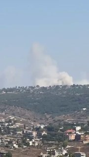 הפצצת אויב בעיירה קוננה.