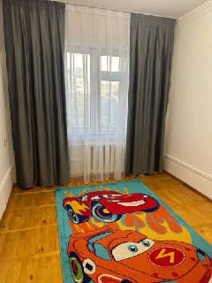 Продаётся квартира в центре 90кв