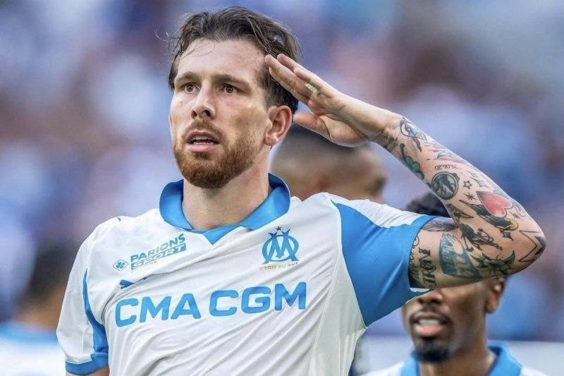 فوتبالی | Footballi.net: 🇫🇷 بحران کاپیتانی در مارسی؛ سرمربی مقابل تصمیم باشگاه ایستاد🔺شکست ۲ بر ۱ مارسی مقابل اتلتیکو، زیر سایه تنش شدید میان ژنز