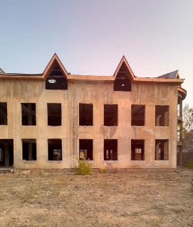ПРОДАЕТСЯ Здание 2900м2 | территория 50 соток | центр Луначарского