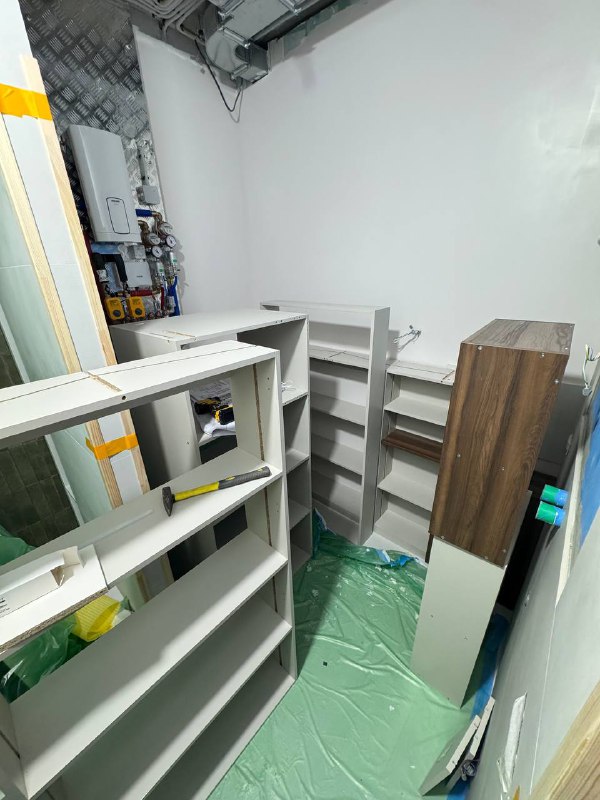 Начался этап плотной сборки мебели на объекте Съездила забрала выкрасы для мебели в другой проект Мебельщики мне подарили новенькие вееры с образца... - изображение 4 - мебели, понравилось, ручку