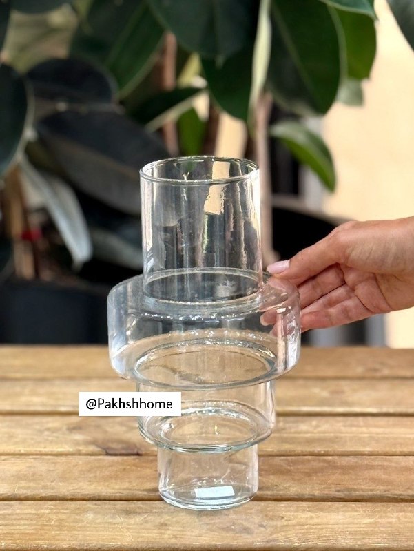 پخش هوم لند: 👍 گلدان ژاوین ساده کد ۶۰۲۰🔻ابعاد : 26,5*9*8 cm🔻دارای جعبه کاهی🔻📦۶ عدد🔻قيمت: ۱۶۶۰۰۰ ت🆔كانال فروشگاه👇🏻@Pakhshhome☎️📞 :"شما