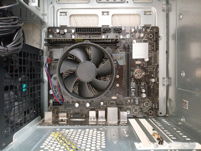 Продам Intel i5-10400 и Biostar h510mhp — фото 1