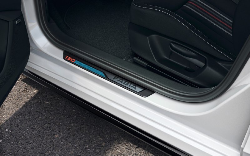 Skoda представила лимитированную Fabia 130 4