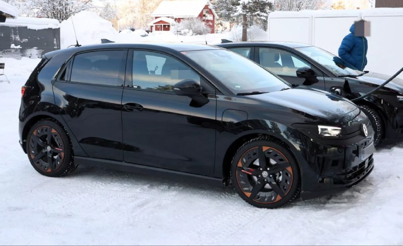 Раскрыта внешность нового Volkswagen Polo 

Volksw...