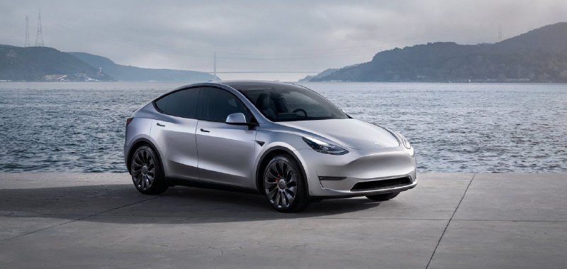Почти 2 млн электромобилей Tesla попали под отзыв в СШАКомпания Tesla отзывает с