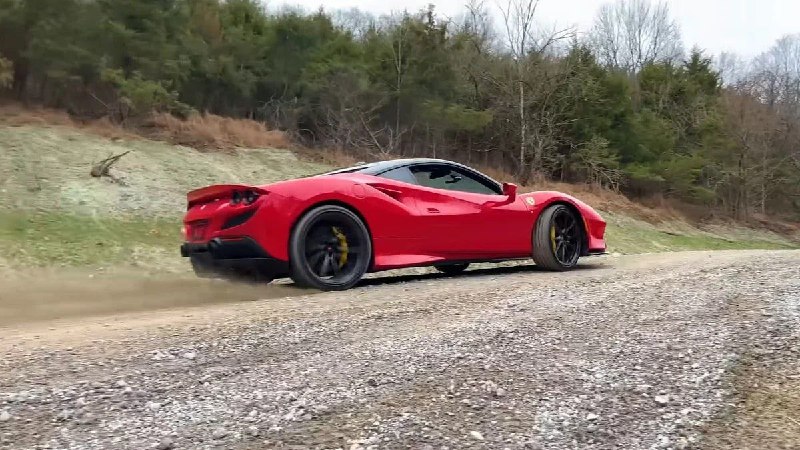 Автоблогера WhistlinDiesel арестовали в США за неуплату налогов за Ferrari, который он СЖЁГ.