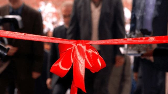 اخبار هرمزگان: بهره برداری از ۶۵ طرح عمرانی در بستک در هفته دولت🔹فرماندار شهرستان بستک: به مناسبت هفته دولت ۶۵ طرح عمرانی با هزینه هزار