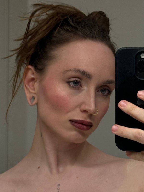 Гуд монинг🌹У меня самолет через несколько часов, а я все шубуршу не своими волосамиГуд монинг🌹У меня самолет через несколько часов, а я все шубуршу не своими волосами