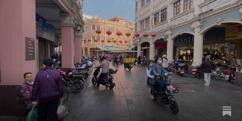 What's a Chinese City actually like?