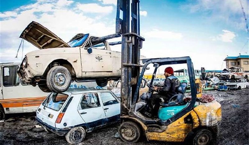 خودرونويس: 🚨 هشدار به مالکان خودروهای فرسوده🔻ثبتنام اسقاط و دریافت تسهیلات فقط از طریق NNHK.IR و کاملاً رایگان انجام میشود.❌ به و