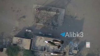 מזל"ט תימני מבצע תקיפה אווירית על ידי הפלת מספר אמצעי לחימה במכה אחת.