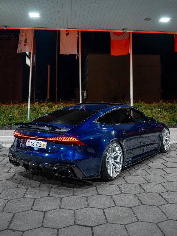RS7 2
