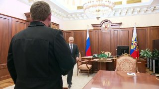 Путин провёл встречу с Кадыровым в Кремле. Дед поблагодарил Дон Доныча за помощь в войне с Украиной и заявил, что регионы России должны брать с Чечни пример.«Если бы у всех был такой уровень рождаемости, у нас не было бы демографических проблем и вызовов»,