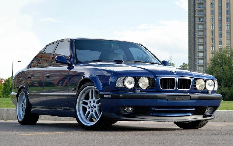 BMW M540i E34Двигатель: 4.0 V8 M60B40 Мощность: 282 л.с.Крутящий момент: 400 Нм 