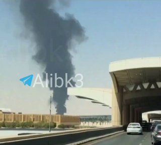 Piles of smoke from Riyadh airport now..