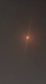 הצילומים מציגים שיגור טיל בליסטי מעוספיה, איראן.