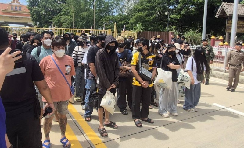 东南亚华人大事件：柬埔寨遣返七十九名泰国人！五人涉二十起诈骗案 无证件者被罚五千铢 7配图