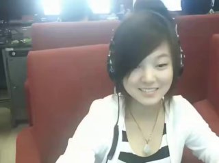 终究是老了，现在哆嗦完都不是抽事后烟了，而是开始回味青春了，只可惜花有重开日人无再少年！怀念……