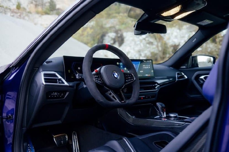🚗💨 Настоящий «золотой» ралли! В этот воскресный день Sport Auto выпустила каск
