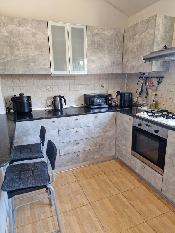 2-bed apartment with separate office in Limassol photo 4