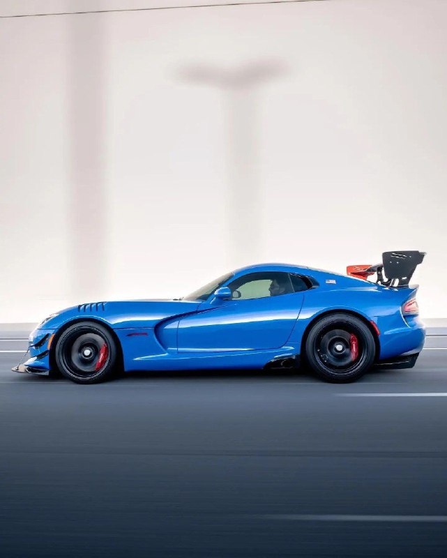 Dodge Viper ACR 7