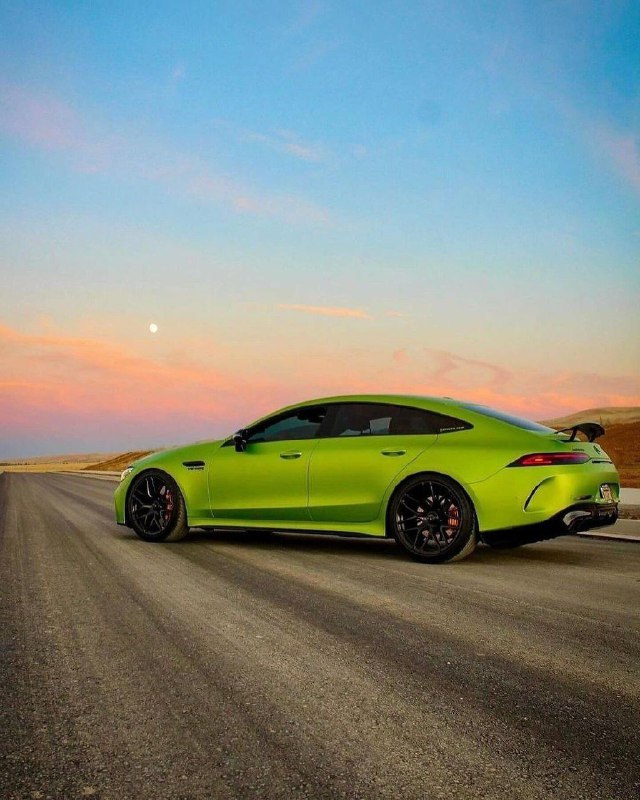 Mercedes-AMG GT63s 2