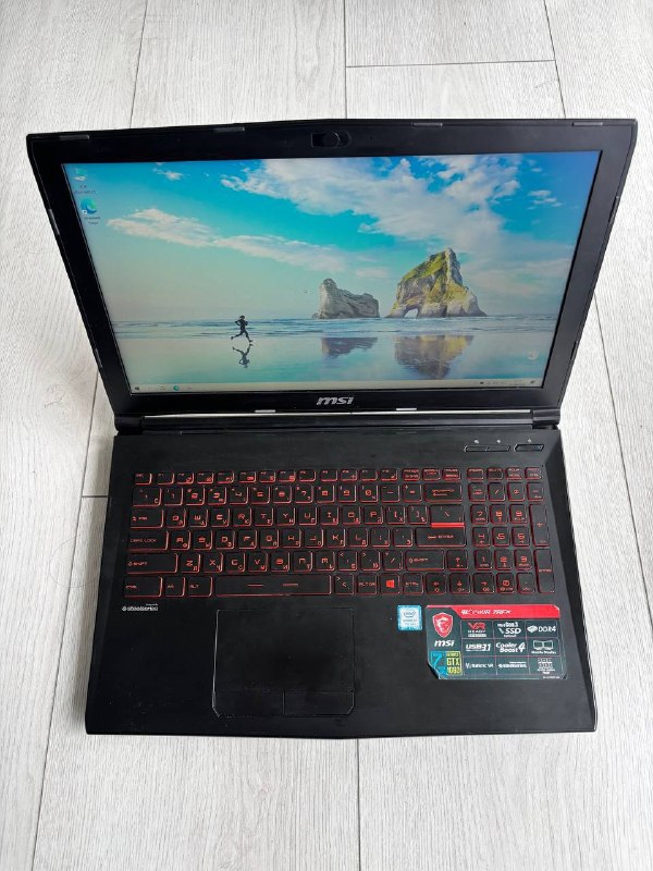 Продам игровой ноутбук MSI MS-16JB
