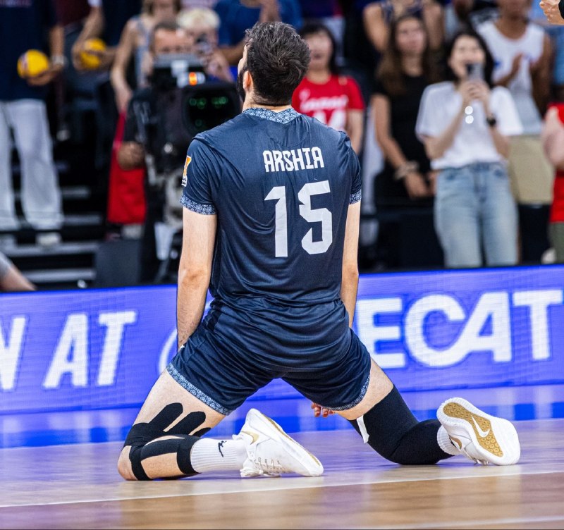 Bistodo IR | بیست و دو ⚽️: 🚨🏐🇮🇷فووووووووووری لیست 15 نفره نهایی تیم ملی والیبال برای قهرمانی آسیا اعلام شد، البته از این لیست یک نفر خط خواهد خورد