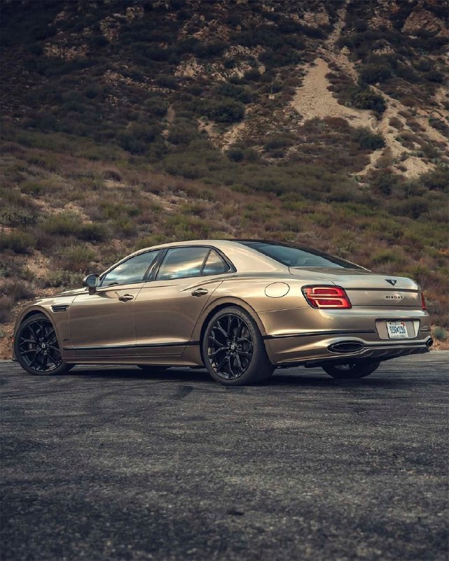 Bentley Flying Spur 3